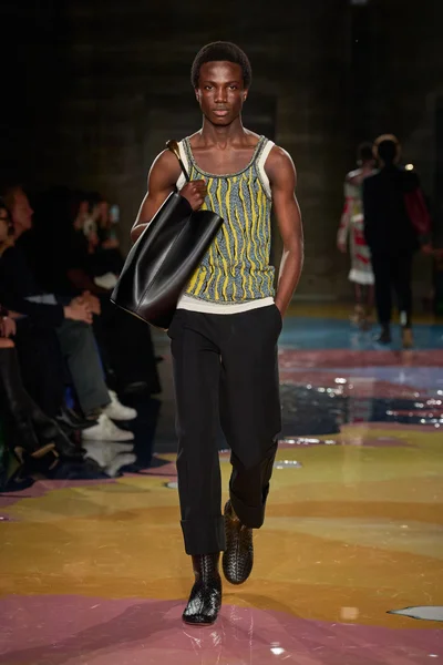 Look 65
